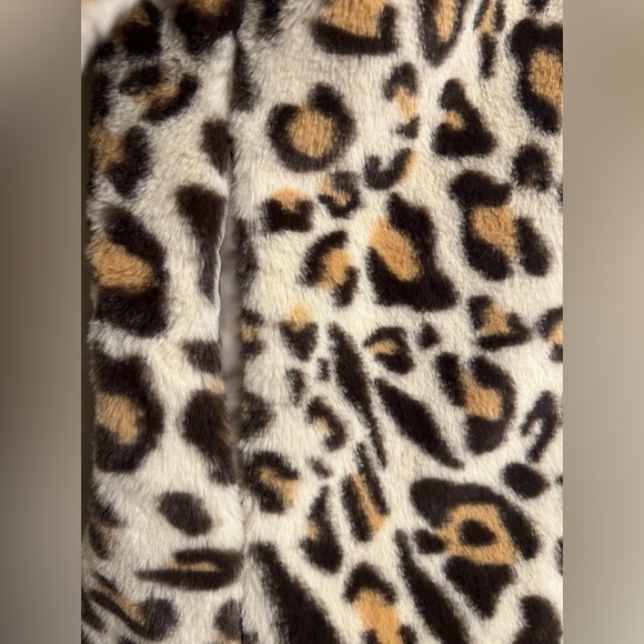 ANDREE BY UNIT FAUX FUR LEOPARD JACKET SIZE SMALL - Picture 8 of 16